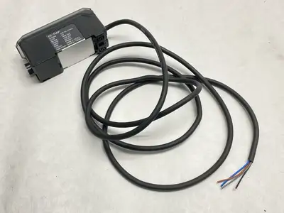 Used KEYENCE General Purpose Digital Contact Sensor Amplifier 48" Cord 24VDC Sensors Michigan US | Maverick Industrial Sales #1392396