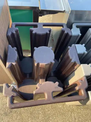 Used Cambro Used Cambro DC825110 23" Dish Dolly Cart - 240 8.25" Plates - SS141 Restaurant Equipment (Miscellaneous) Illinois US | Falcon Restaurant Supply #1375968