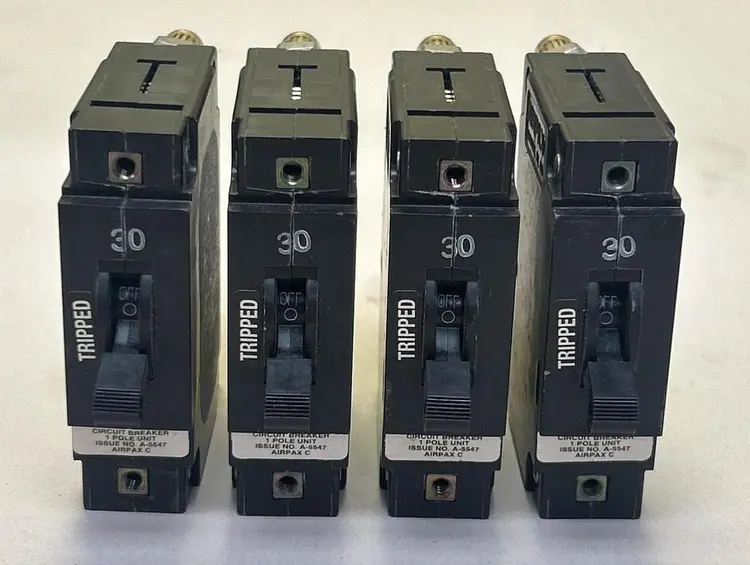 Used AIRPAX LMLK1-1RLS4-29471-8 Miscellaneous Equipment (Electrical & Power) | Surplus Asset Holdings #1189327