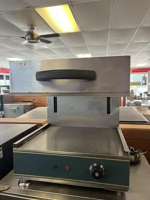 Commercial Countertop Cheese Melter Salamander Broiler Adjustable Heat 120V
