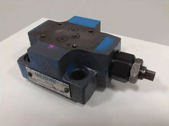 Used VICKERS CVCS25C1S2W24510AP10 Valves/Fittings Michigan US | Ideal Machinery #580039