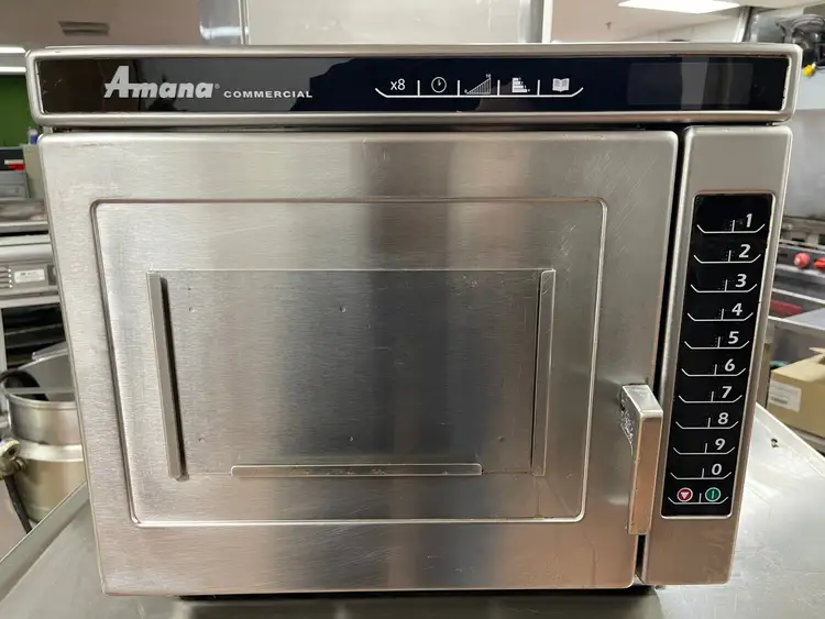 Used Amana Used Amana RC17SD2OSI Commercial Heavy Volume Microwave 208/230V 1700W - RK Ovens Illinois US | Falcon Restaurant Supply #1375013