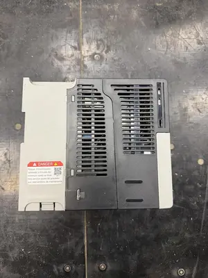 Used ALLEN-BRADLEY 25B-E1P7N104 Variable Speed Drives Quebec CA | Carter-Wilson Equipment Services #1486536