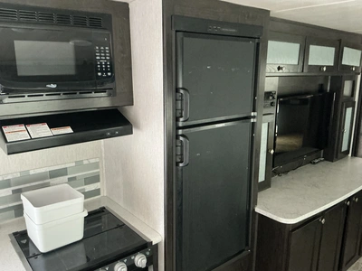 Used 2019 HEARTLAND NORTH TRAIL CALIBER 31BHDD Campers, Caravans, Motorhomes Michigan US | Miedema Asset Management Group #1474478