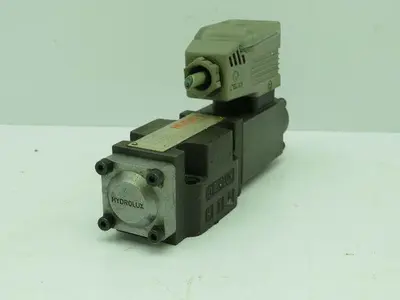Husky HPN 634917 WE42P06B11A0BN/X9 Hydraulic Valve 24V