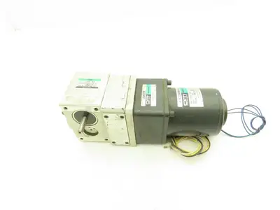 Oriental Motor 4IK22RGN-AUL 22W Speed Control Motor w/ 2 gearboxes Triple Output
