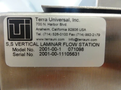 USED TERRA UNIVERSAL 2001-00-1