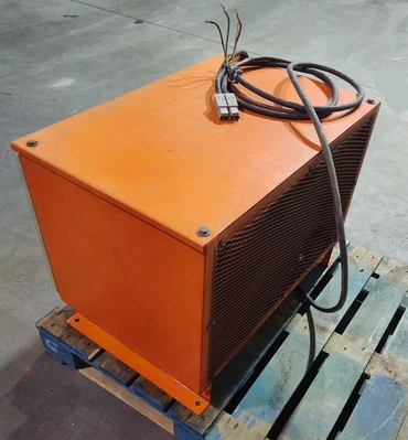 USED C&D FR12HK550M