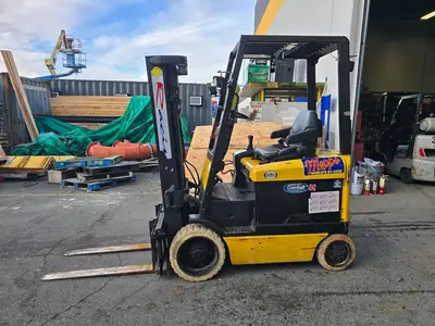 USED 1998 HYSTER E50XM-33