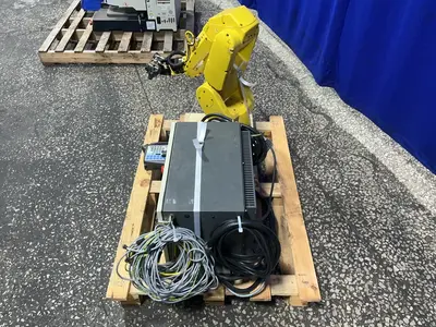Used 2012 FANUC LR MATE 200IC Robots Ohio US | HGR 24 #1543313