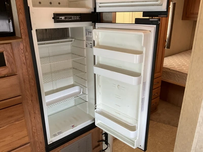 USED 2006 JAYCO GREYHAWK 31