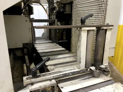 10" X 10" KASTO MODEL #SSB-A2-CNC-CC AUTOMATIC VERTICAL BAND SAW: STOCK #17306