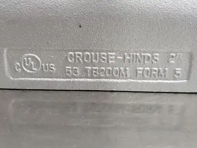 NEW CROUSE-HINDS TB200M