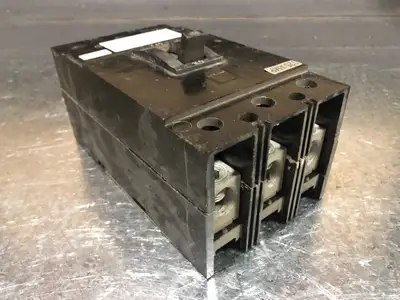 USED SQUARE D KAL36125