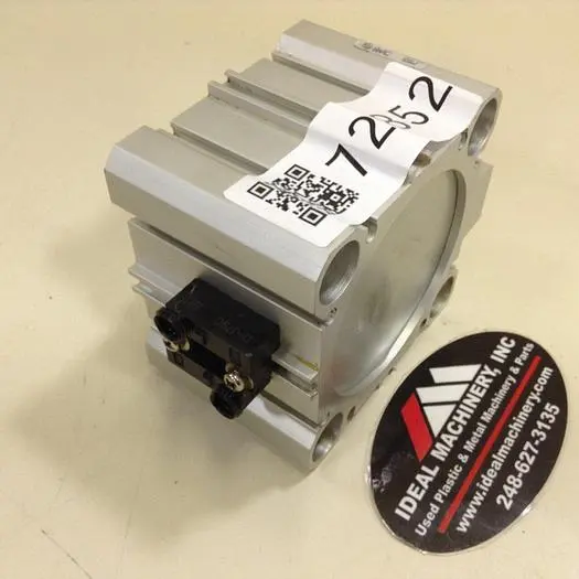 Used SMC CDQ2B63-6-DAJ0 Cylinders Michigan US | Ideal Machinery #582780