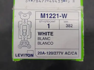 NEW LEVITON M1221-W