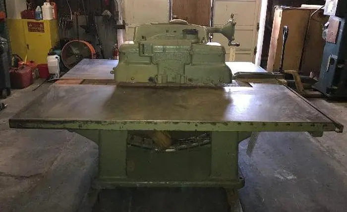 MATTISON 202 STRAIGHT-LINE RIPSAW