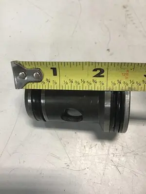 USED VICKERS 25-D10-30