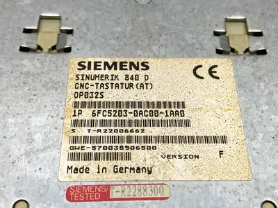 USED SIEMENS SINUMERIK 840 D CNC TASTATUR OP032S VERSION F