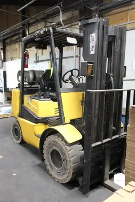 CLARK CGP25 Forklift Trucks | Levy Recovery Group (4)