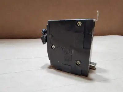 USED SQUARE D QOB215