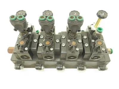 A239SS-120-A ARO 4 Station Pneumatic  Solenoid Valve Manifold 1/4" NPT 120V