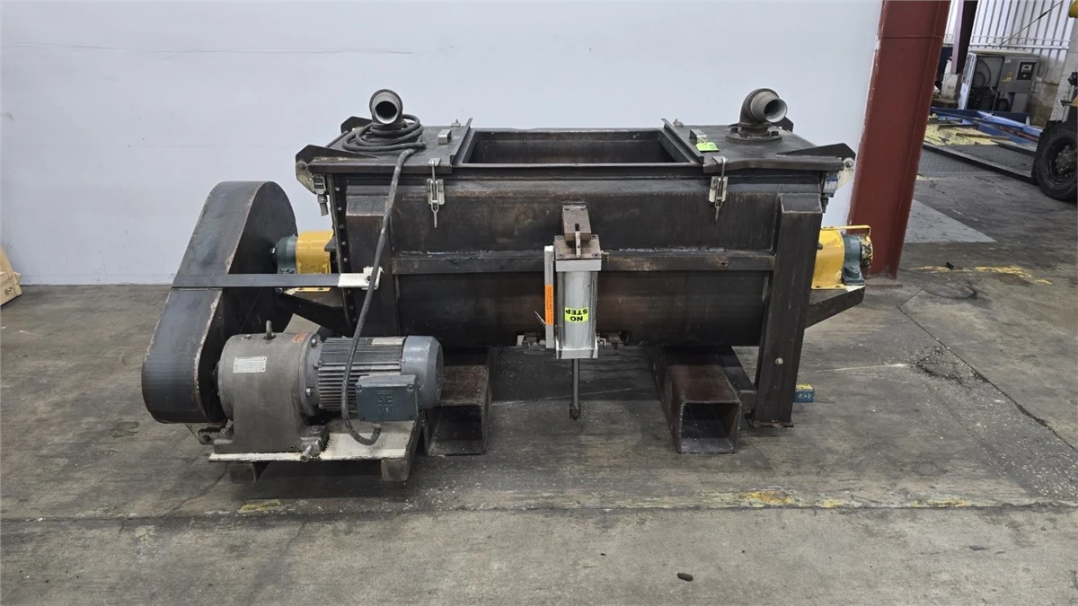 16 CU/FT Stainless Steel Lowe C-16 Platform Double Ribbon Blender, 7.5 HP