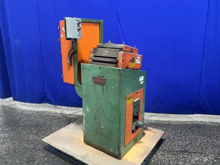 Used COOPER WEYMOUTH _UNKNOWN_ Sheet & Strip Straighteners Ohio US | HGR 24 #1508136