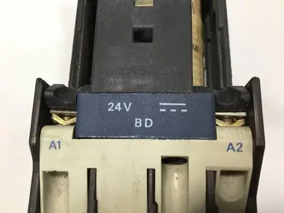 USED TELEMECANIQUE LP1D3210