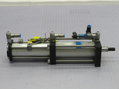 Used FABCO-AIR _UNKNOWN_ Pneumatic Cylinders Texas US | OCO Industrial #1583337