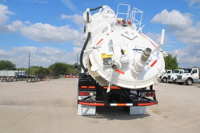 Used 2020 INTERNATIONAL MV Septic/Sewer/Vacuum Trucks Texas US | Roll Off Truck World #1491806