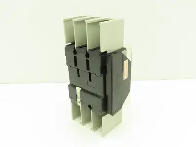 Fuji BW50SAG3P050 3-Pole Auto Circuit Breaker 50A 690V 3Ph Molded Case