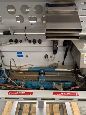 USED 2011 OK INTERNATIONAL SB10
