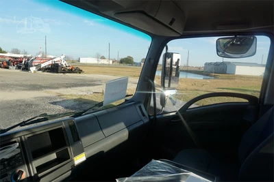 Used 2027 ISUZU FVR Hooklifts & Roll-Offs Texas US | Roll Off Truck World #1491763