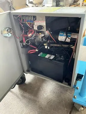 SAVAGE BROTHERS C Bowl Lift | Harvest Equipment and Fabrication Inc (11)