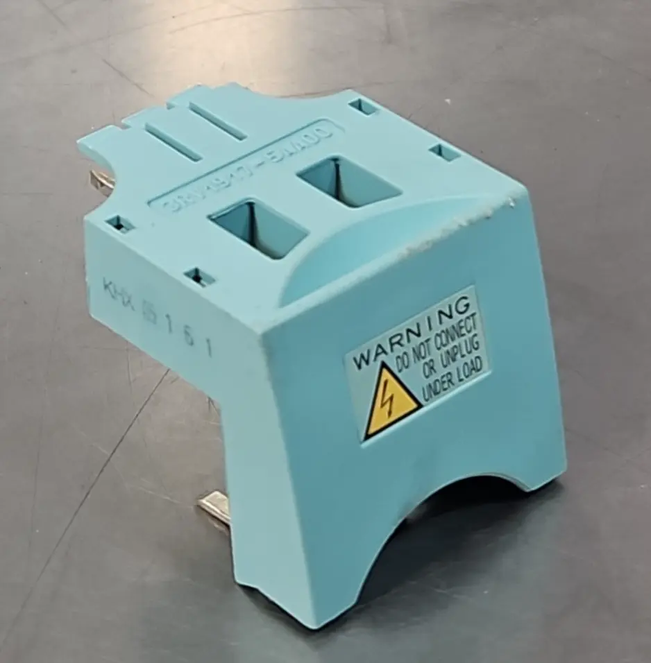 Siemens 3RV1917-5AA00 Plug for Circuit Breaker Connectors Loc3D28