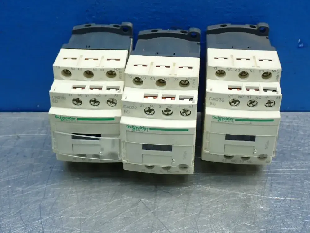 Used SCHNEIDER ELECTRIC LAD4TBDL PLC Contactors Ohio US | HGR 24 #869661