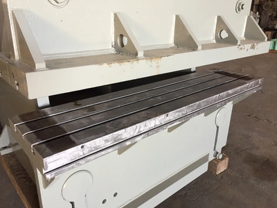 225 Ton x 6 ft Pacific Hyd. Press Brake