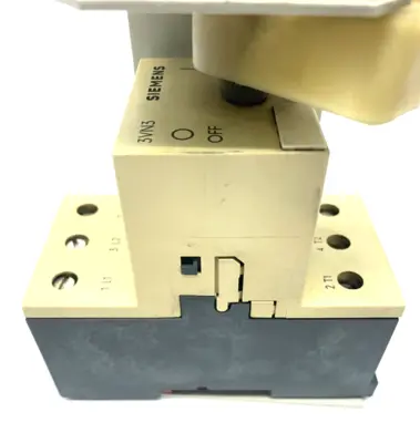 USED SIEMENS CIRCUIT BREAKER W/ MOUNTING BRACKET FLIP SWITCH