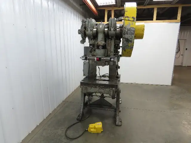 Used JOHNSON _UNKNOWN_ Gap Frame (OBS) Presses Indiana US | Arrow Industrial #617434