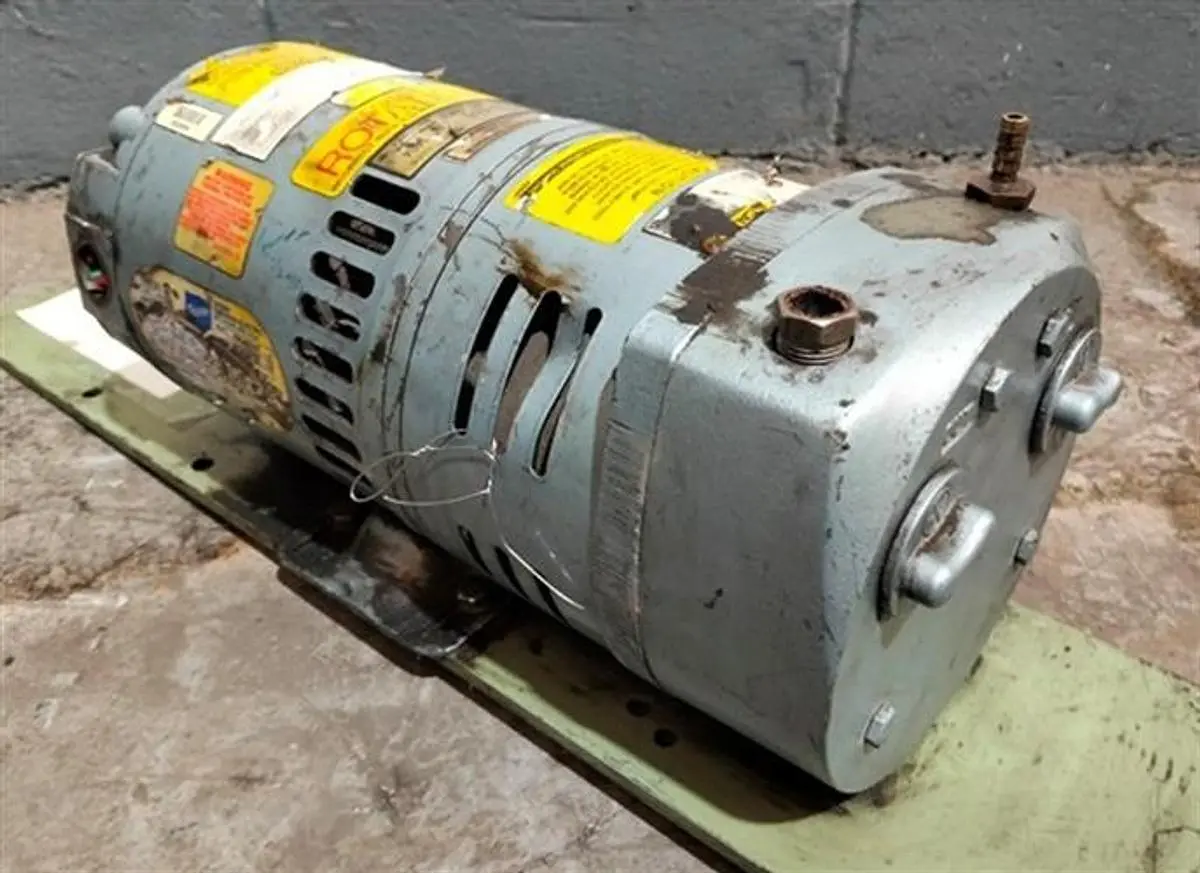 Gast model 0823-1010-G27 vacuum pump