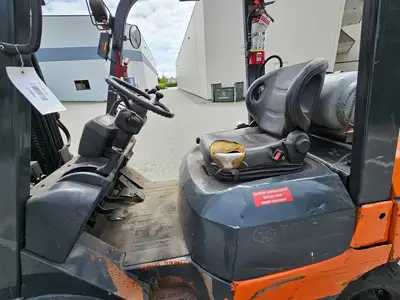 Used 2006 TOYOTA 7FGU25 Misc Forklifts British Columbia CA | Lenmark #1426390