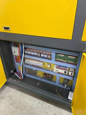 Water-Blow Molding Machine