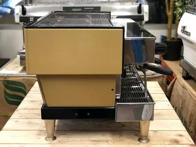 USED LA MARZOCCO LINEA CLASSIC AV