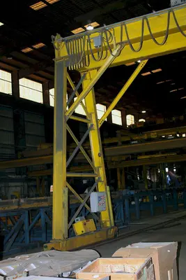 11 TON X 38' PROSERV SINGLE LEG POWERED GANTRY CRANE, NEW 2015: YOBRO #24061