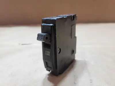 Used SQUARE D QO115 Switchgears British Columbia CA | Lenmark #1438613