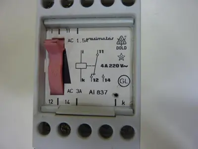USED DOLD AI 837