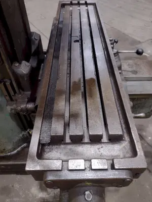 #2 CINCINNATI VERTICAL MILLING MACHINE: STOCK #18319