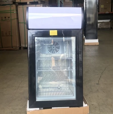 171-0340 18" Countertop Single Glass Door Self Contained Freezer