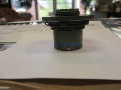 NEW Amphenol JMS27468T15B35S